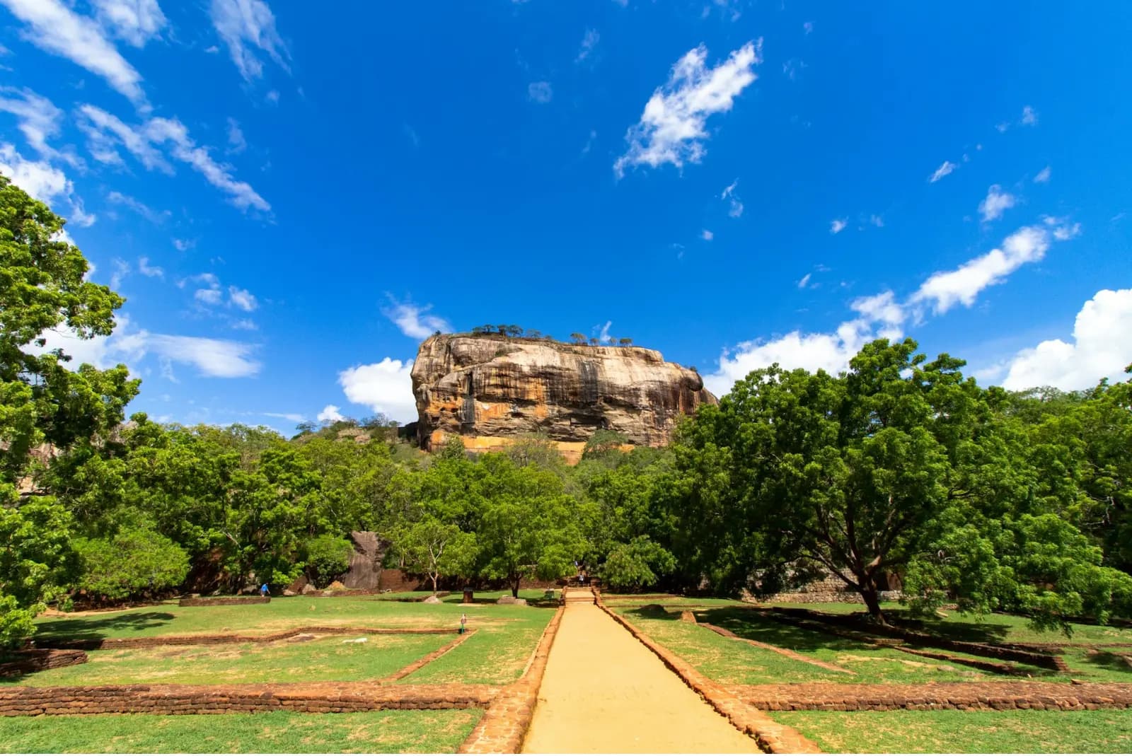 Sigiriya Rock Fortress Tour - Expert Guided Day Tour in Sigiriya, Dambulla