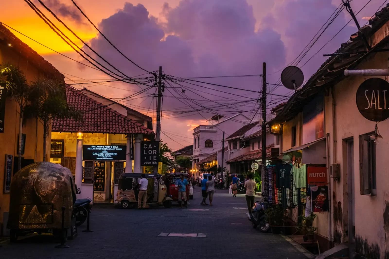 Galle Day Tour - Expert Guided Day Tour in Galle City, Galle Fort, Galle Lighthouse, Old Dutch Streets, Japanese Peace Pagoda, Galle Beach - Image 2